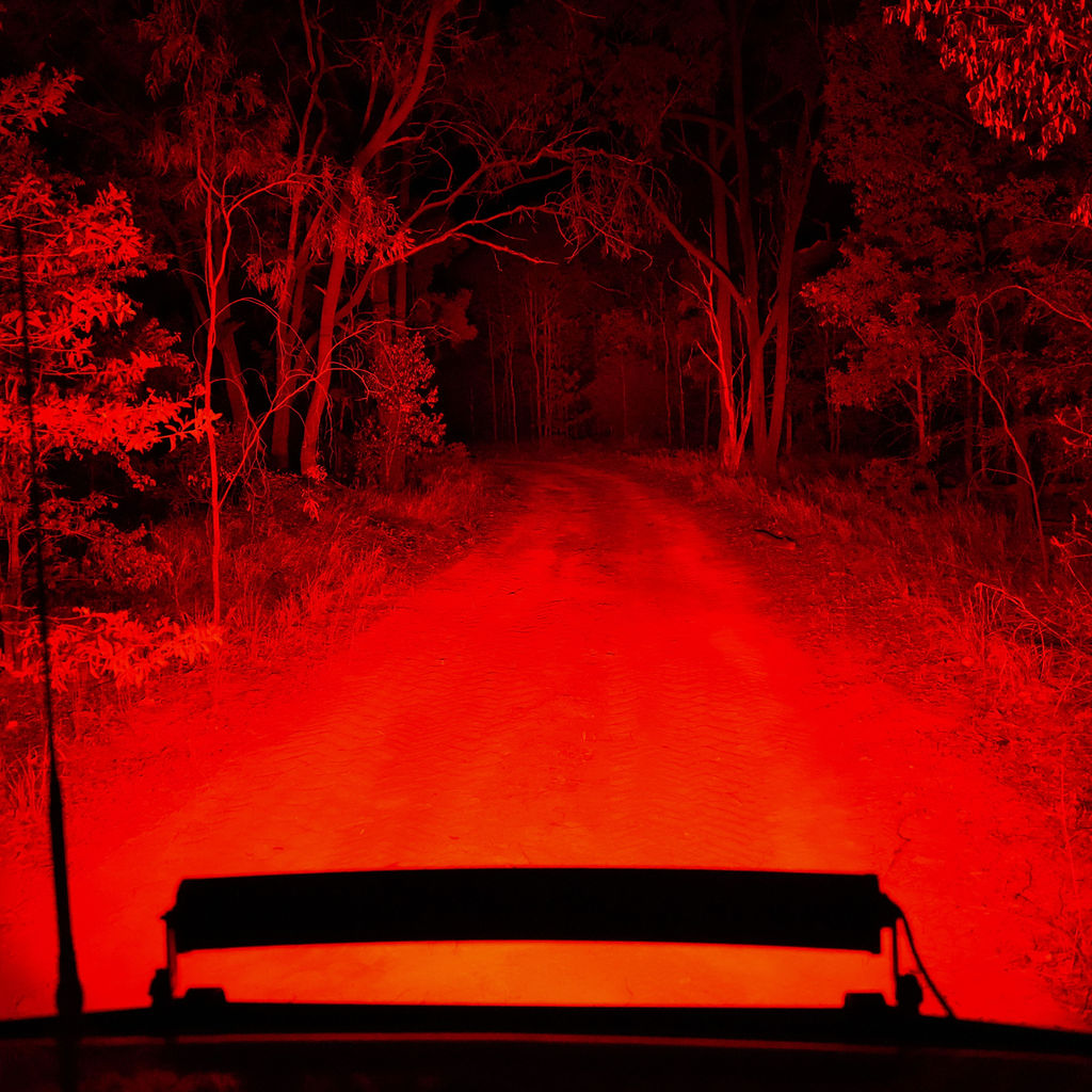 HuntLite Pro 32″ Red and White Hunting Light Bar