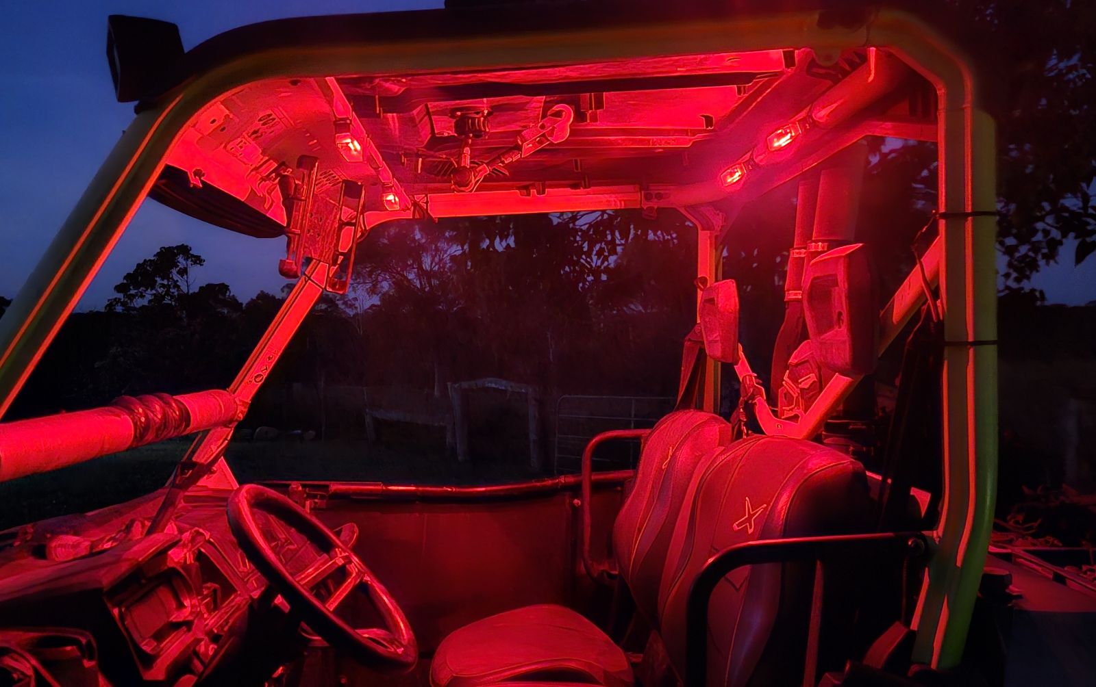 HuntLite Compact Wired Interior Light – Red/White